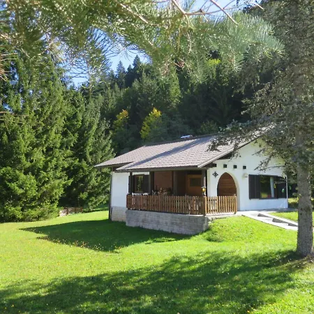 28 By Interhome شاليه *