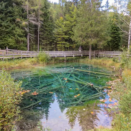 28 By Interhome 木屋
